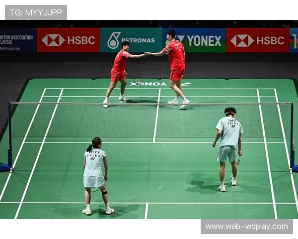 马来西亚羽毛球公开赛混双决赛：中国队包揽冠亚军